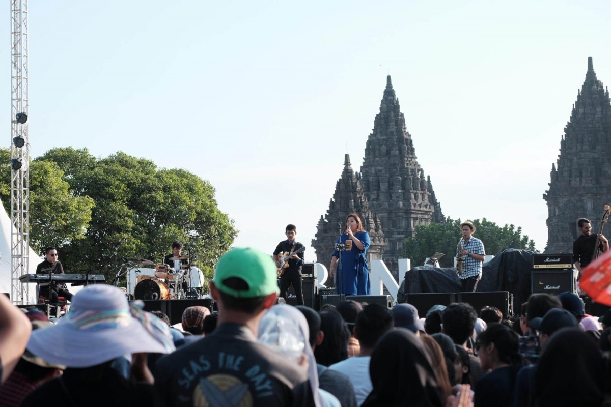 Roadshow Keliling Indonesia